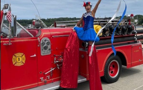 Stiltwalker Extrodinairre Cheryl