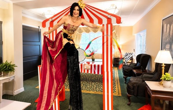 Stilt Walker Hannah